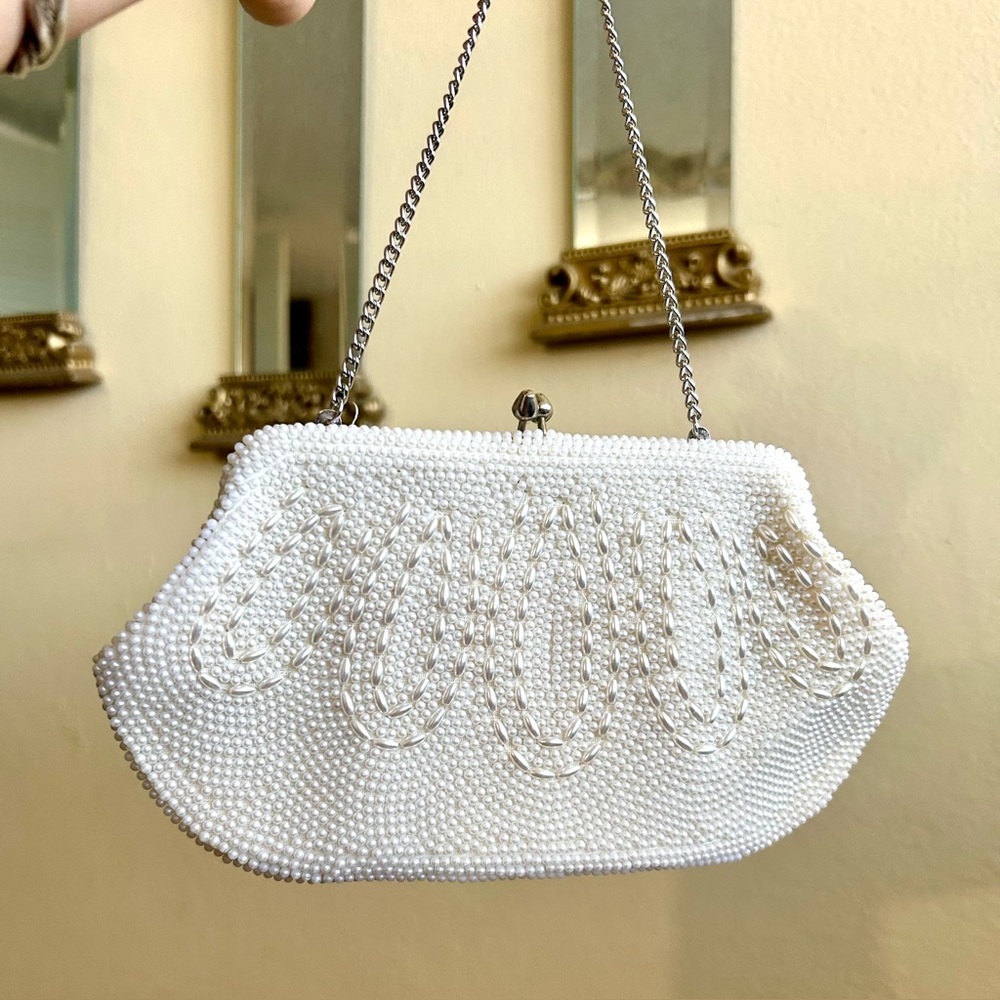Vintage White Beaded Pearl Evening Bag Clutch w/ Chain Strap – Formal